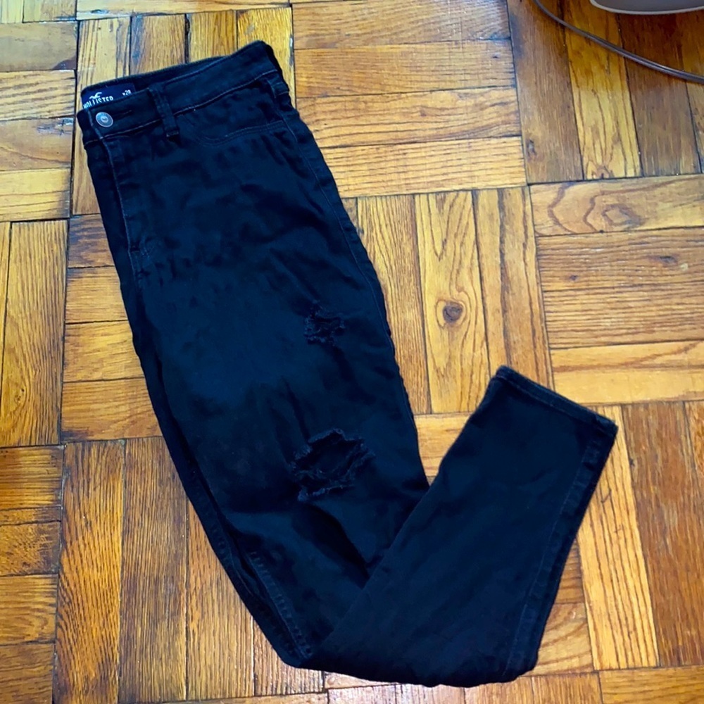 Hollister black high rise jean legging size: 28/7 R